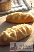 橄榄形酥香面包的做法