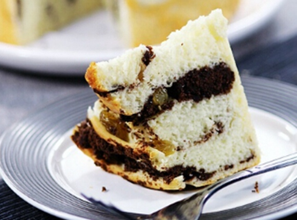 朗姆葡萄干面包的做法(巧克力蛋糕馅)--面包和蛋糕的别样结合