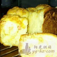 面包机版香肠肉松面包的做法图解7