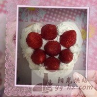 草莓鲜奶蛋糕的做法图解5