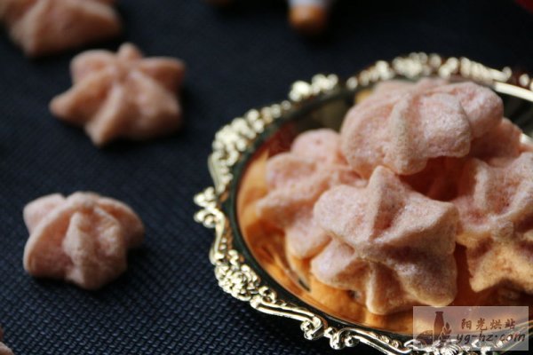 樱花蛋白小饼干的做法