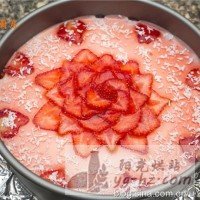 曼步厨房 - 鲜草莓芝士蛋糕的做法图解11