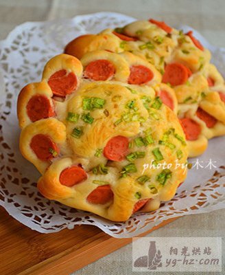 #九阳烘焙剧场#烤箱试用之------火腿花环面包的做法