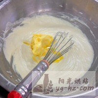 红枣养生轻乳酪蛋糕的做法图解5