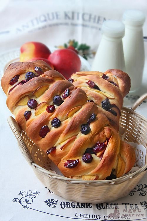 【蓝莓油桃面包】——当水果遇见面包的做法