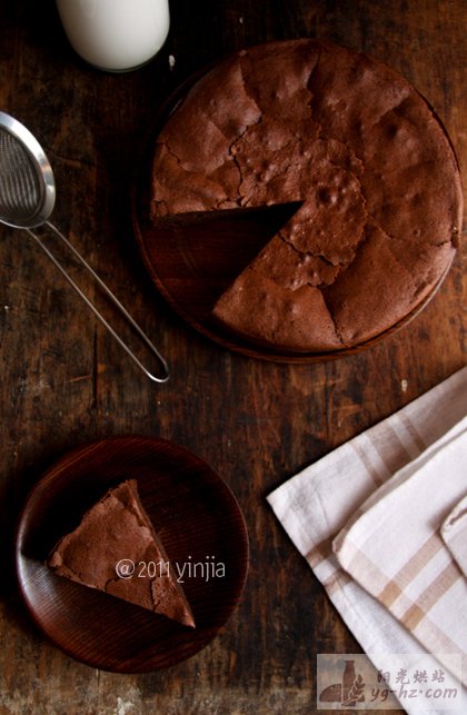 经典巧克力蛋糕的做法