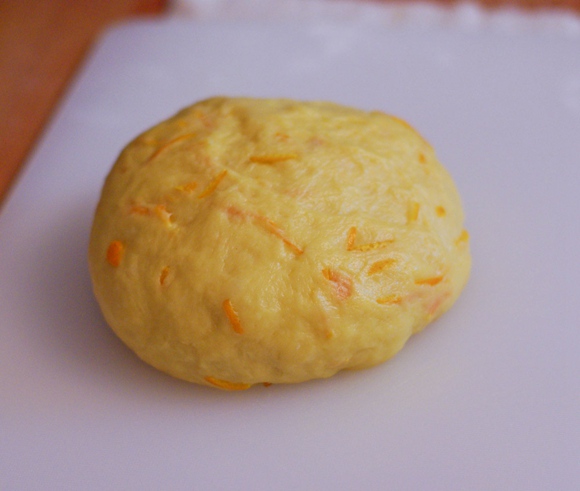 布里欧修橙皮面包的做法 步骤5