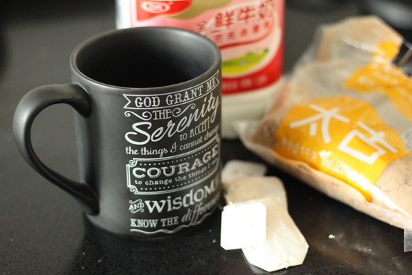 红糖姜味奶茶-物喜姜茶包版<可以喝的姜撞奶>的做法 步骤1