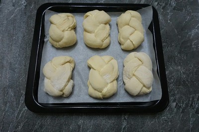汤种椰蓉酥粒面包的做法 步骤15