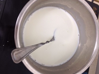 椰丝牛奶小方糕的做法 步骤5
