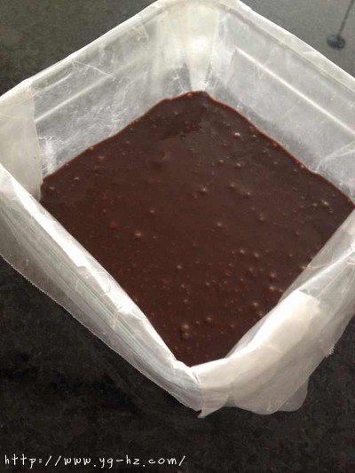 挑战21cake的黑白巧克力慕斯的做法 步骤1
