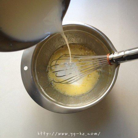 蛋黄酥：抹茶酥：（奶黄味）的做法 步骤2