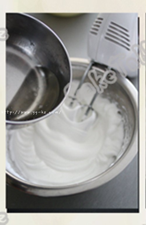 【caketalkme】意式奶油霜的做法 步骤5