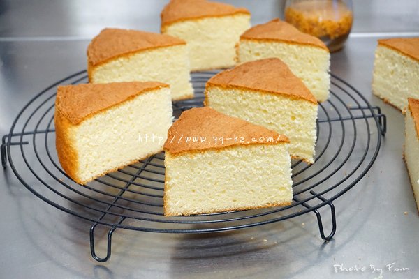 海绵蛋糕--凯伍德厨师机版的做法 步骤18