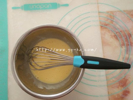 清爽低脂的无油酸奶蛋糕的做法 步骤5