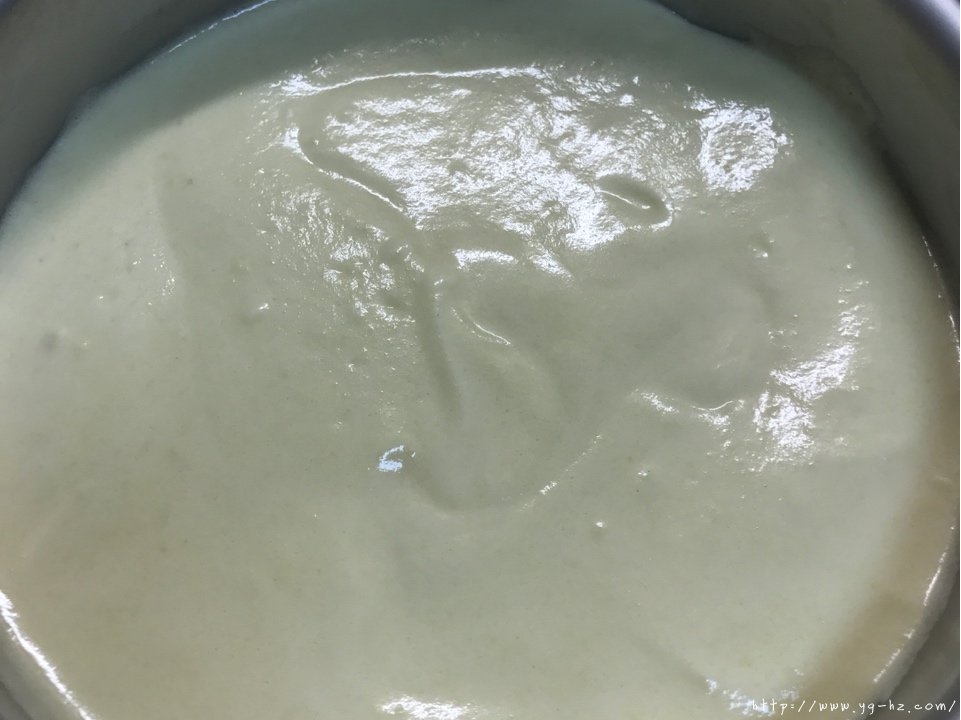 秒杀一切的最柔软细腻豆渣蛋糕的做法 步骤10