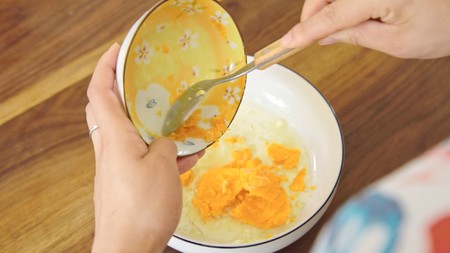 流心奶黄月饼（无吉士粉/转化糖浆版本）【曼食慢语】的做法 步骤3