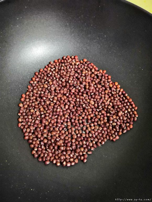 夏季除湿必备红豆薏仁水的做法 步骤3