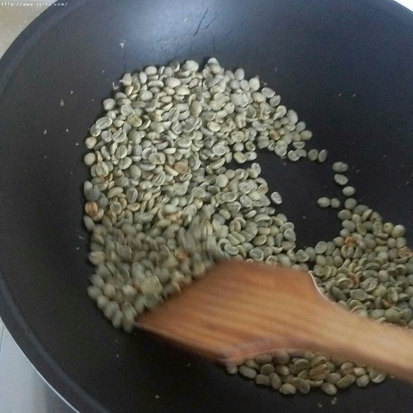 烘焙生咖啡豆的做法 步骤3