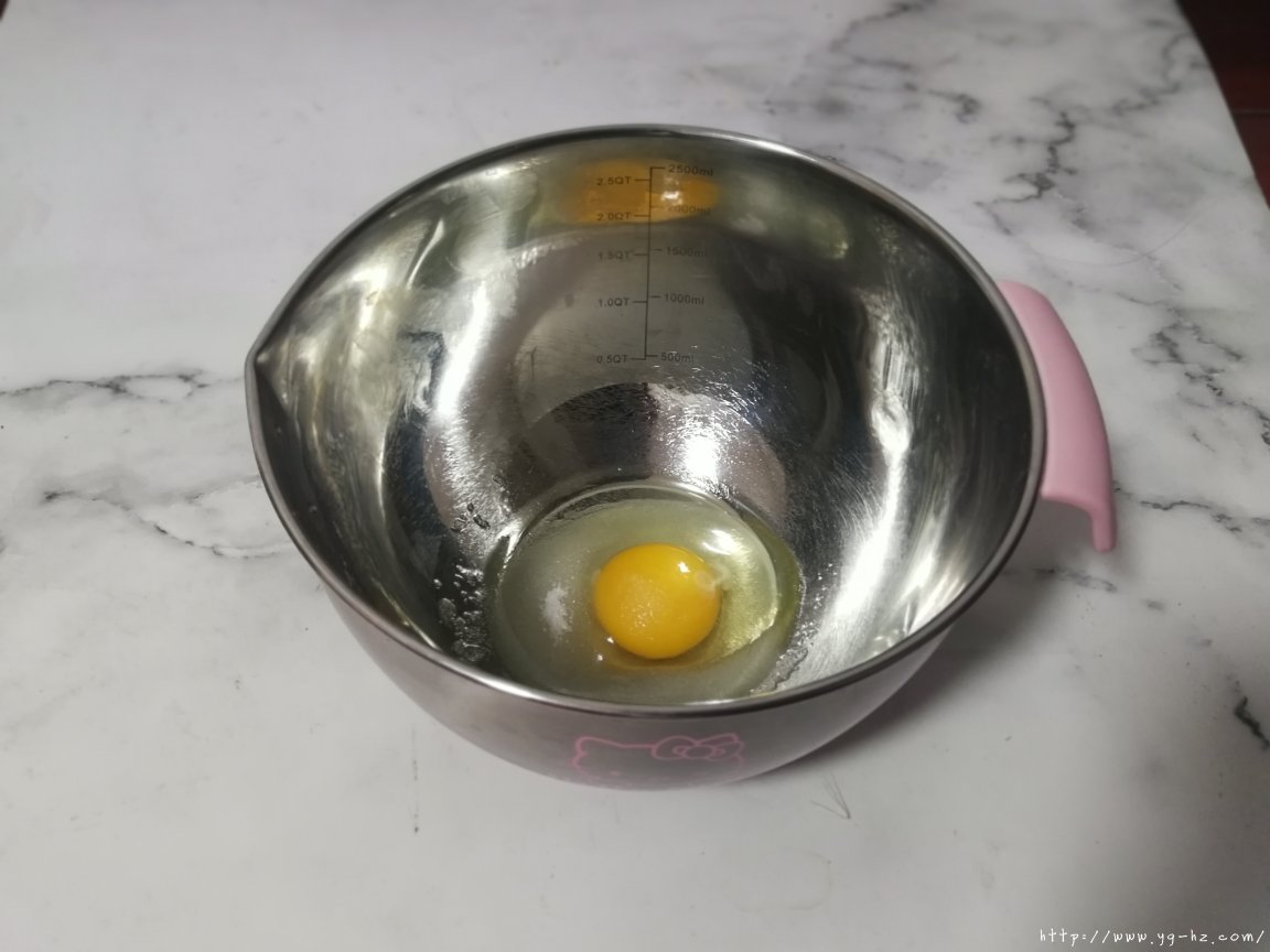 鼎鼎大名的鸡蛋仔原来这么简单，在家也能做的做法 步骤2