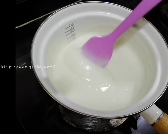 零失败炸牛奶的做法 步骤3
