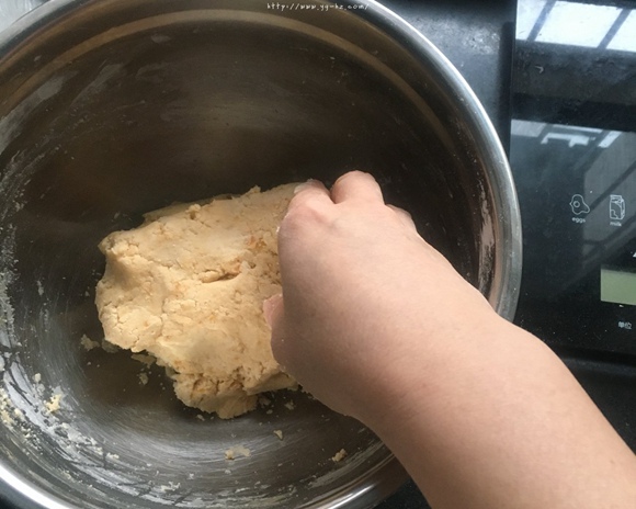 烤糯米粉红薯饼的做法 步骤8