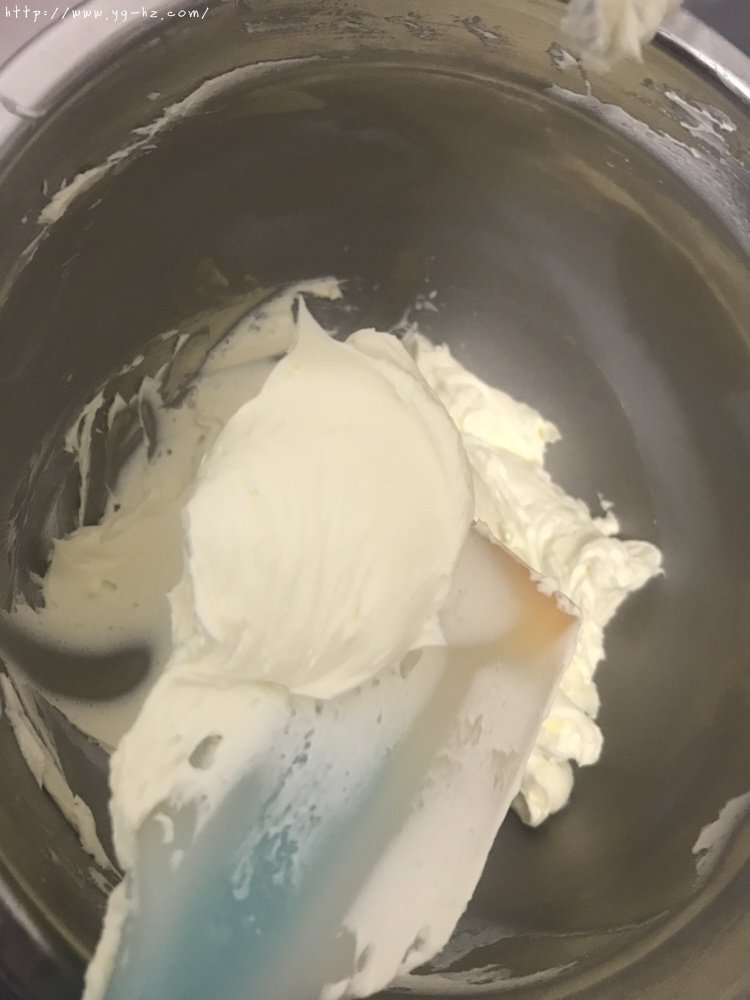 淡奶油奶油霜制作的做法 步骤6
