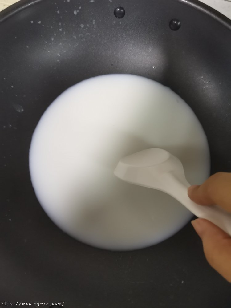 芒果椰奶冻（全网最简单好吃懒人必备甜品）的做法 步骤4