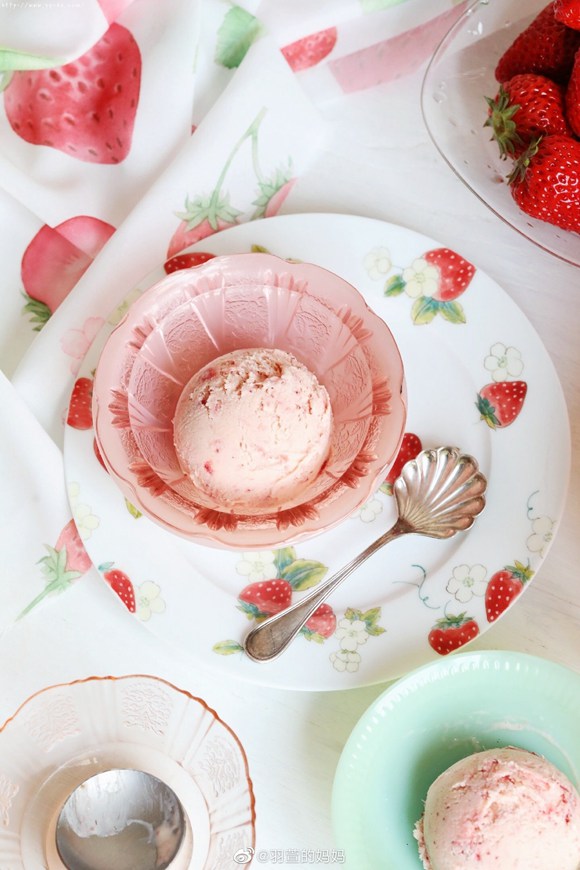 草莓冰淇淋的做法 步骤16