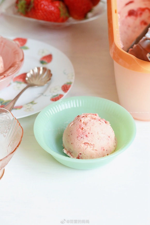 草莓冰淇淋的做法 步骤15
