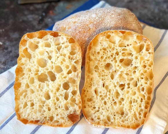 意大利恰巴塔面包的做法 步骤12