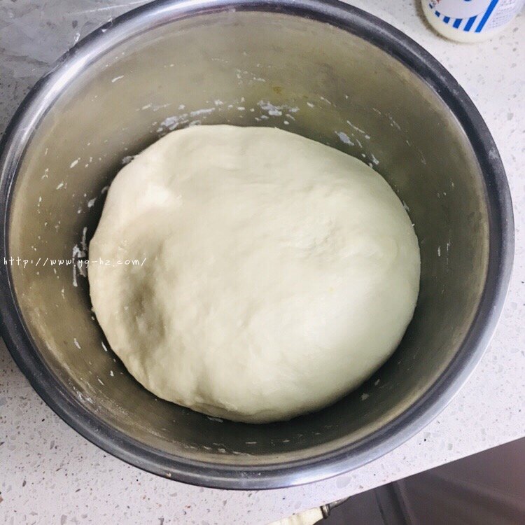 葱香芝士面包的做法 步骤2