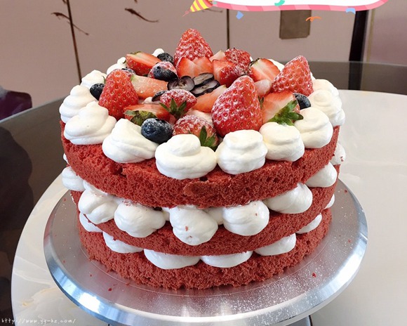 生日蛋糕怎么做_生日蛋糕的做法视频_豆果美食