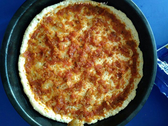 青椒火腿披萨（四岁就可以操作）的做法 步骤1