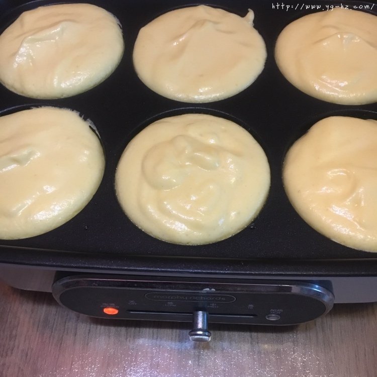 奶香玉米饼的做法 步骤10