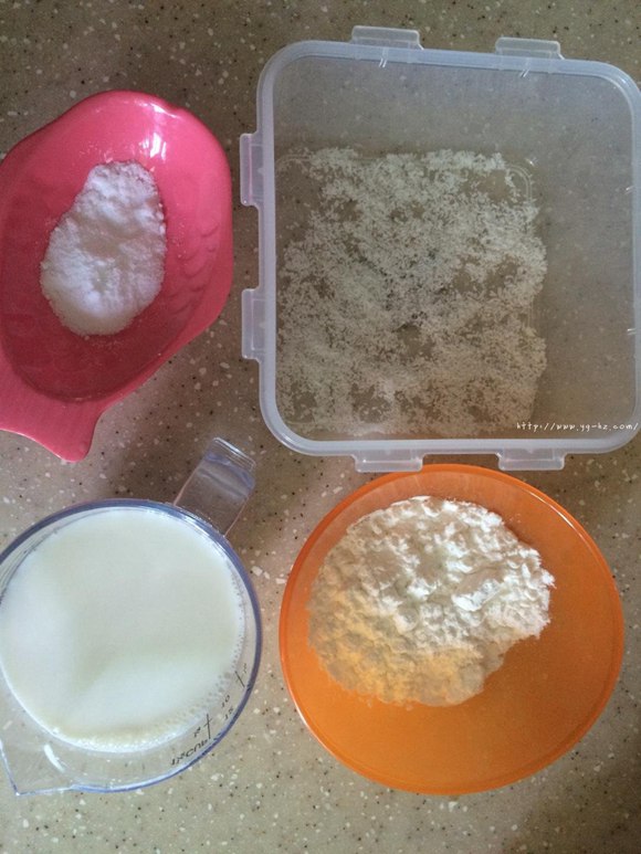 椰丝小奶方的做法 步骤1