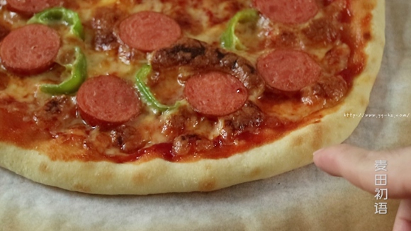 外脆里嫩的意式香肠披萨的做法 步骤41