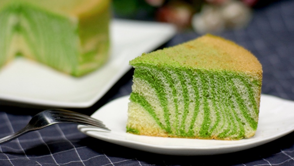 菠菜戚风蛋糕——天然的绿，不塌陷不回缩的做法