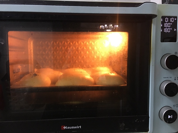 两款肉松面包（一次发酵）的做法 步骤12