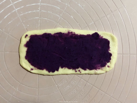 奶香紫薯面包的做法 步骤6