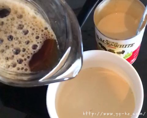 最地道最好喝的港式丝袜奶茶（超详细版）的做法 步骤10