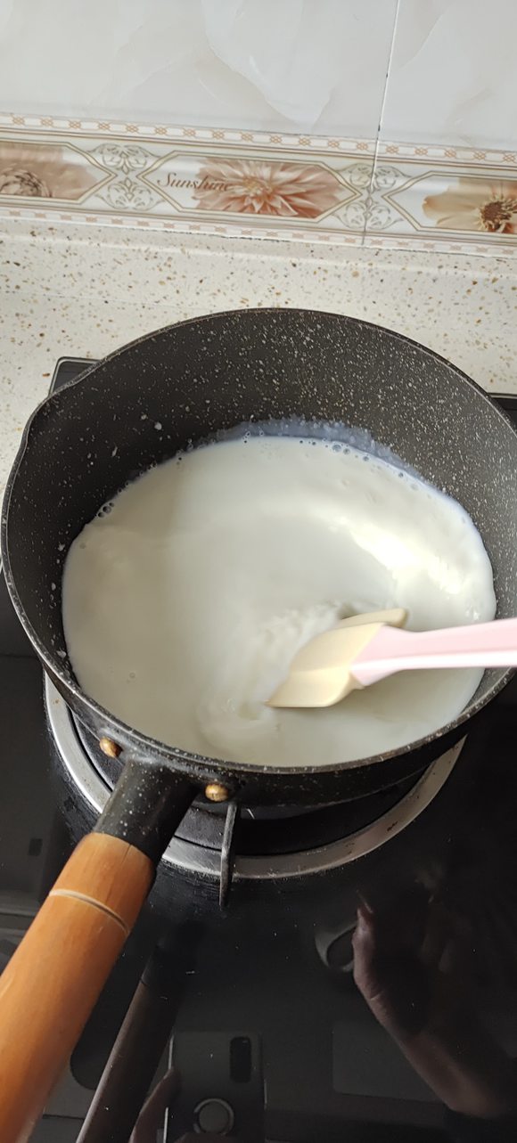 超快手的牛奶椰蓉小方的做法 步骤3
