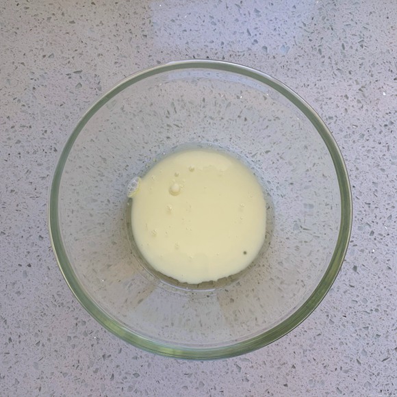 超简单✅好吃到爆‼️奥利奥咸奶油盒子蛋糕的做法 步骤1