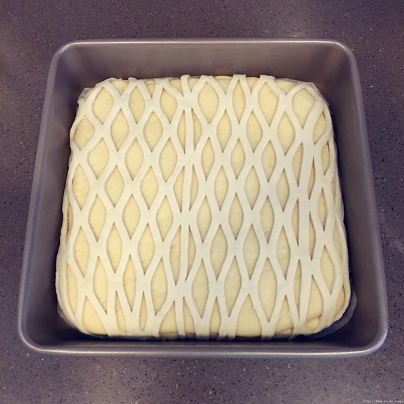 起酥蜜豆方形面包的做法 步骤13