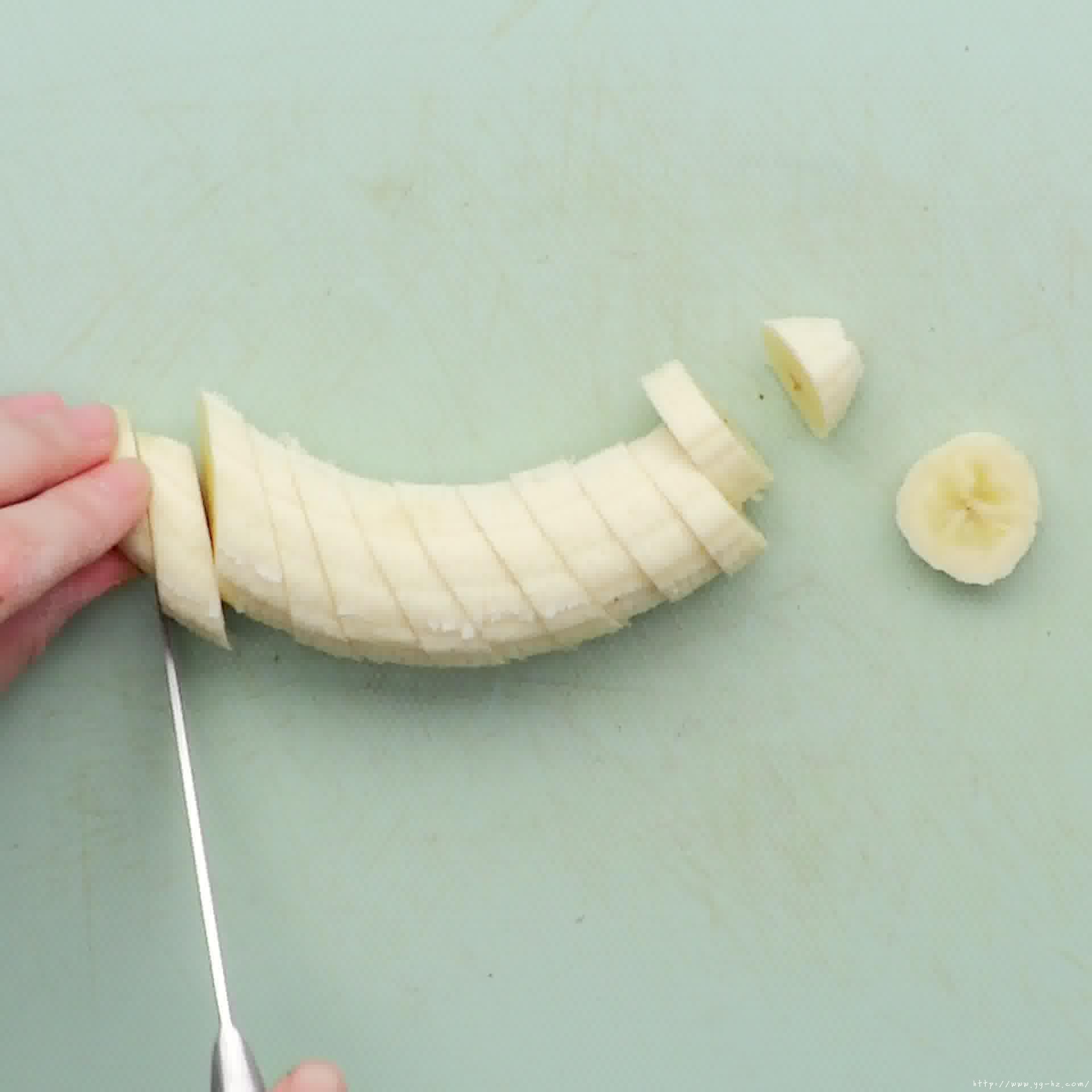 无油烤香蕉片的做法 步骤3