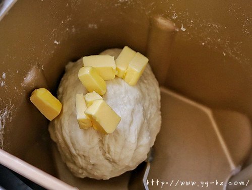 #奈特兰芝士粉挑战赛#芝士玉米小面包的做法图解3