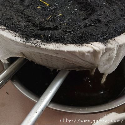 天然碱水粽——稻草灰酱肉粽的做法图解5