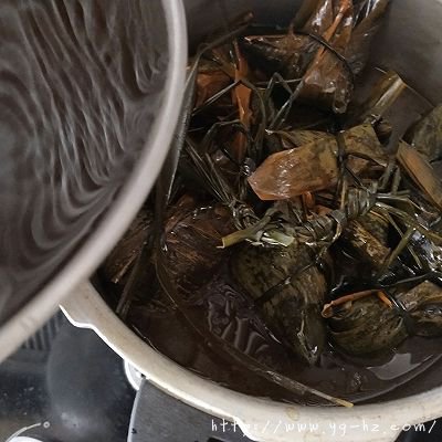 天然碱水粽——稻草灰酱肉粽的做法图解18