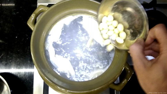 腐竹白果粥，养生食疗第一粥的做法 步骤4