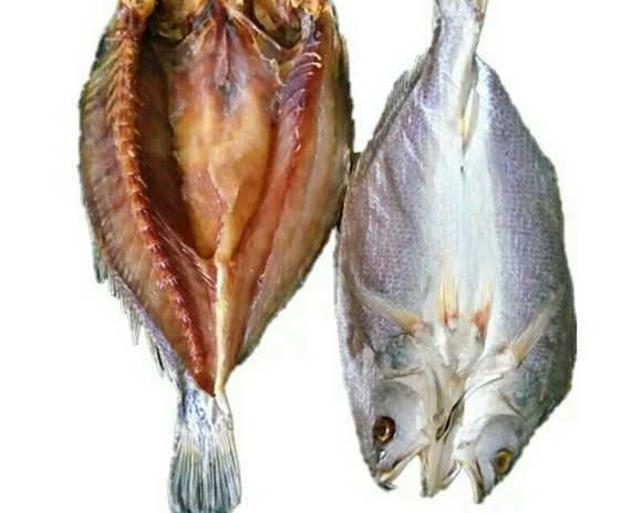 (三牙)咸鱼蒸五花肉的做法 步骤1